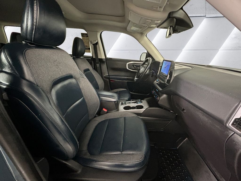Used 2023  Ford Outer Banks image 13
