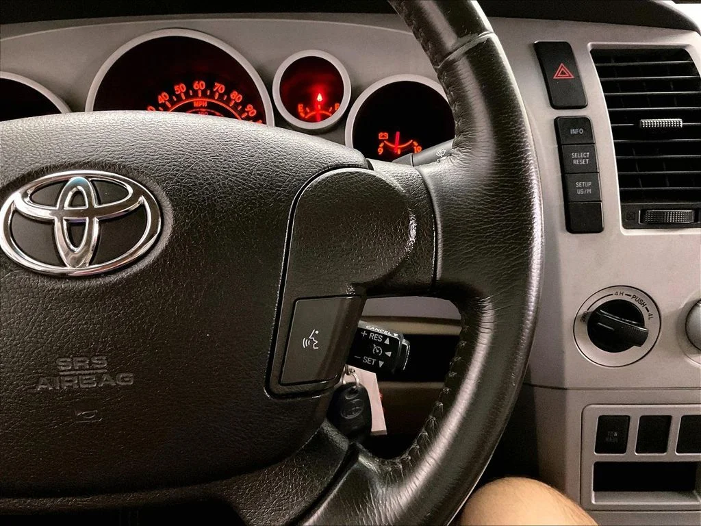 Used 2007 Beige Toyota SR5 image 24