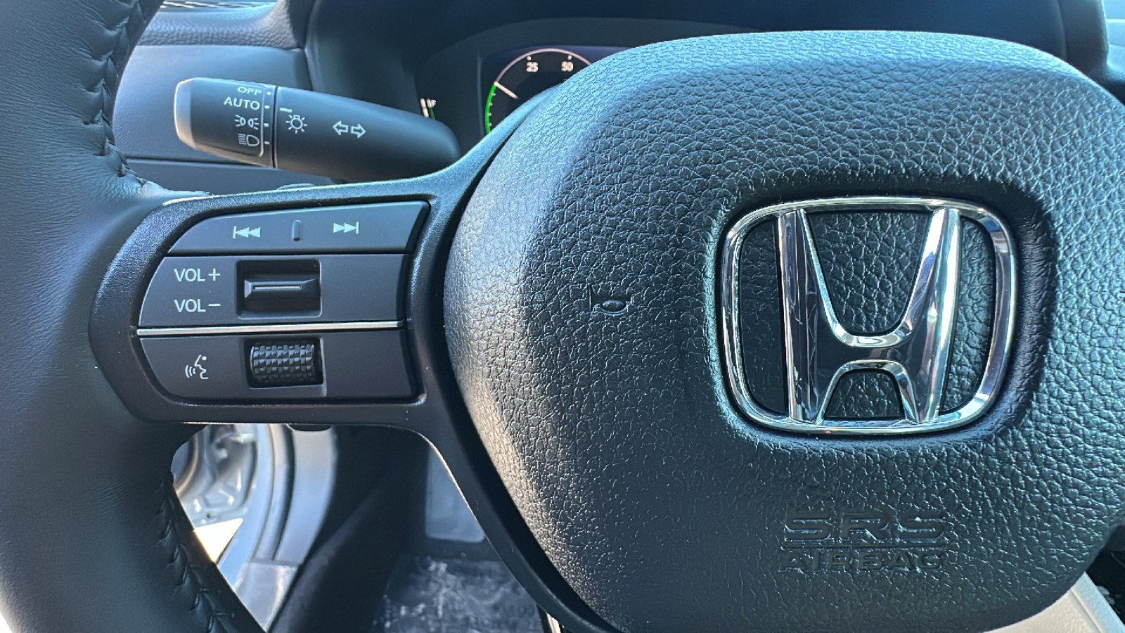 2025 Honda Accord Hybrid EX-L - Photo 19