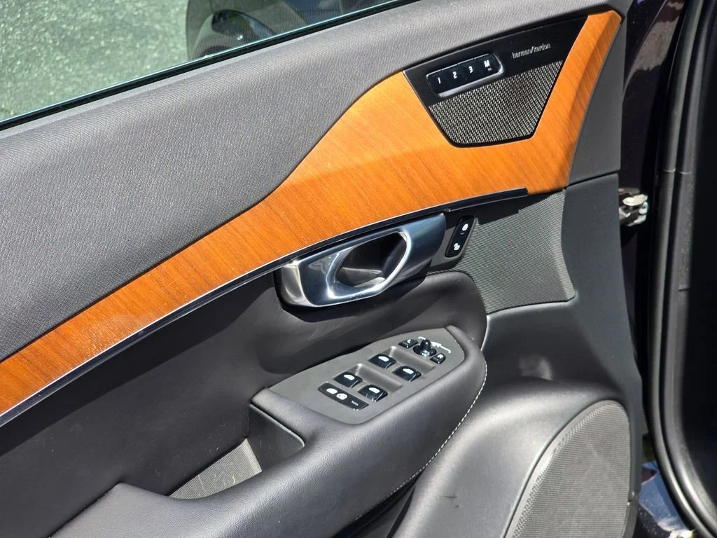 2023 Volvo XC90 Plus - Photo 42