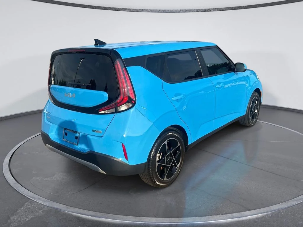 Used 2023 Blue Kia EX image 7