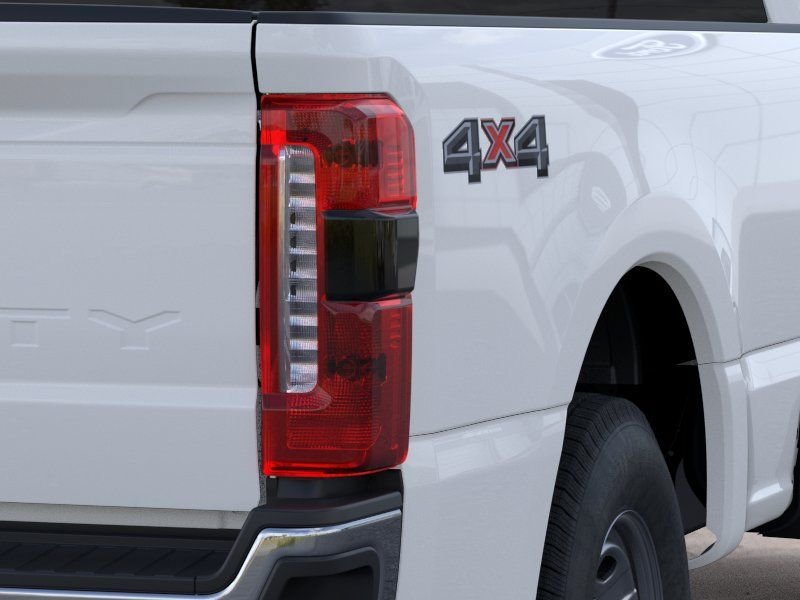 New 2026 Oxford White Ford F-250® XL image 21