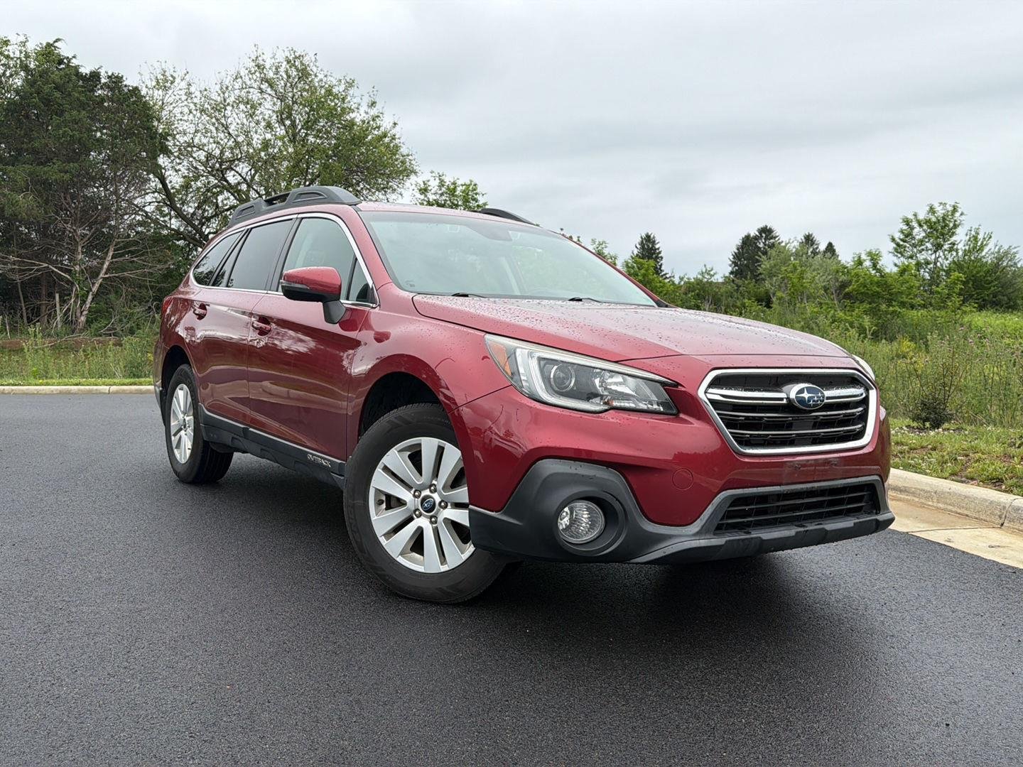 2019 Subaru Outback 2.5i Premium's photo