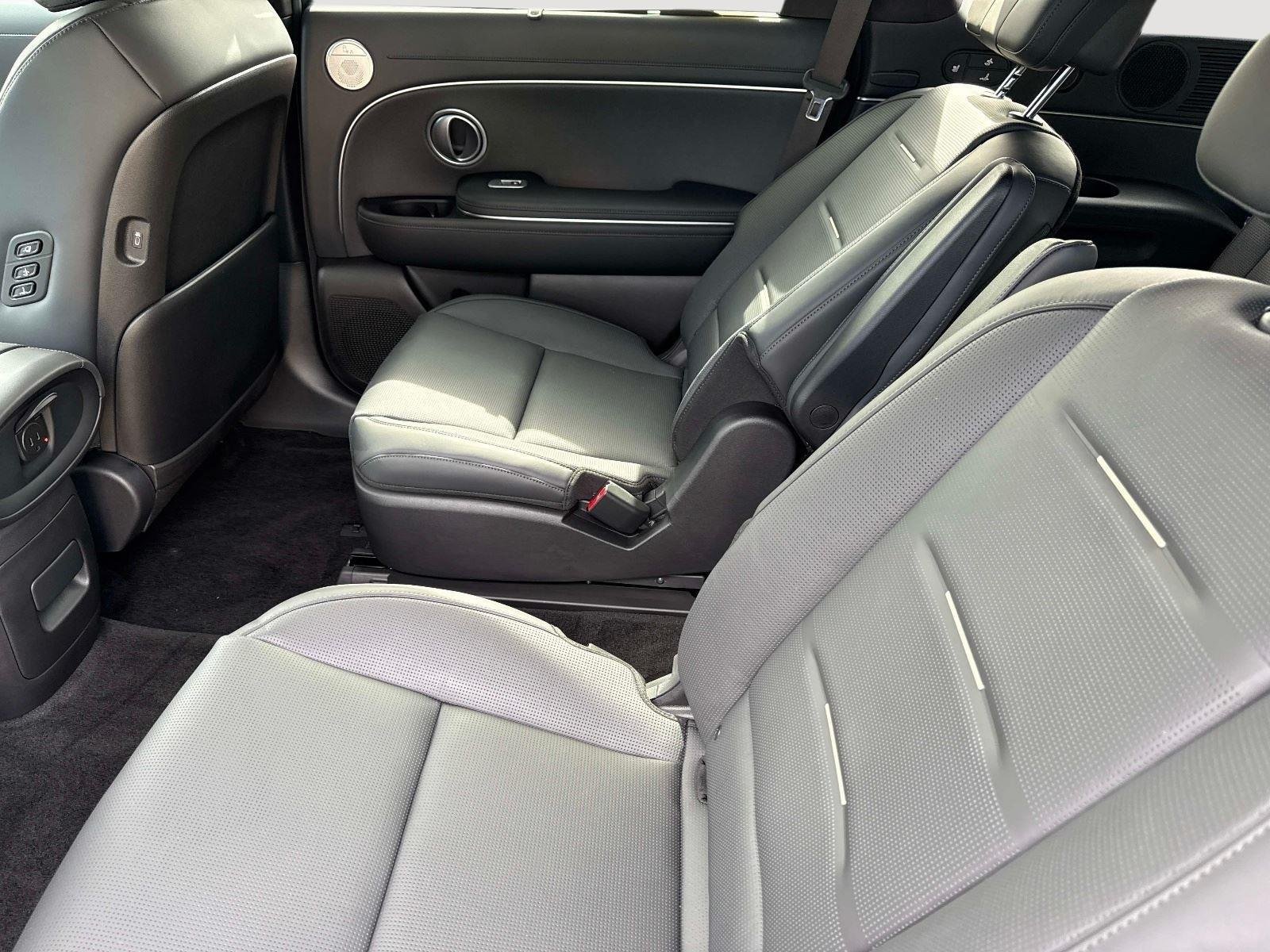 2026 Hyundai Palisade Calligraphy - Photo 15