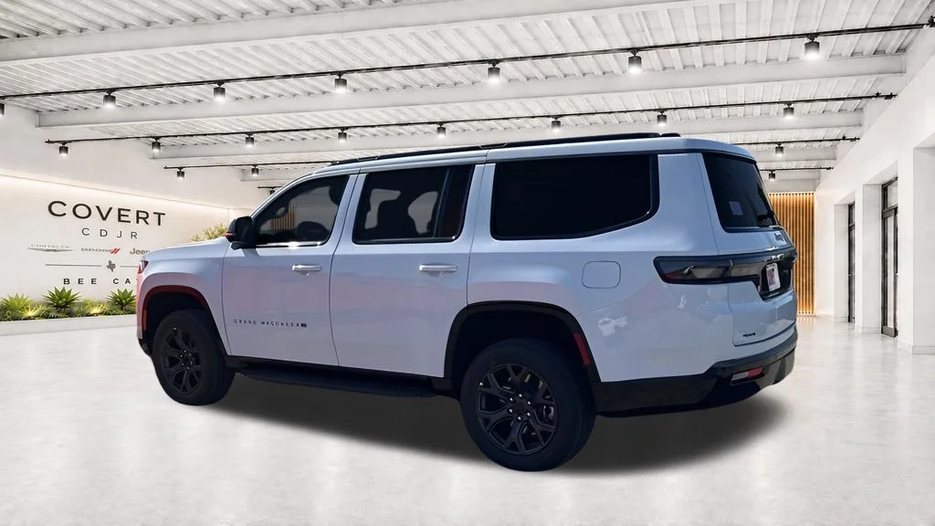 New 2026 Bright White Clear-Coat Exterior Paint Jeep Limited image 8