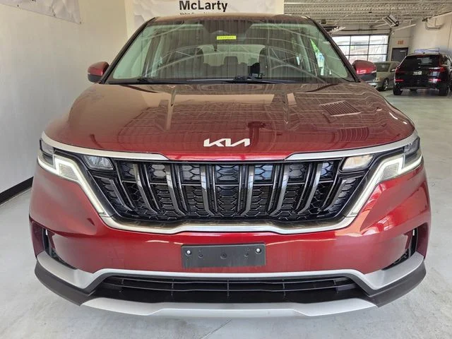 Used 2024 Red Kia LX image 5