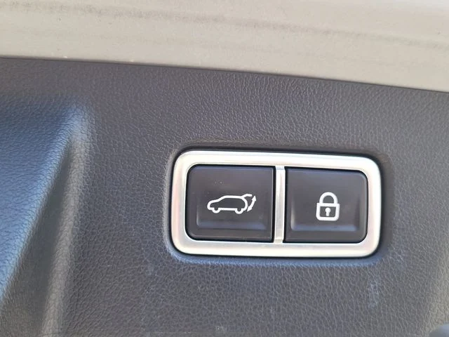 Certified Used 2023 Gray Kia SX image 5
