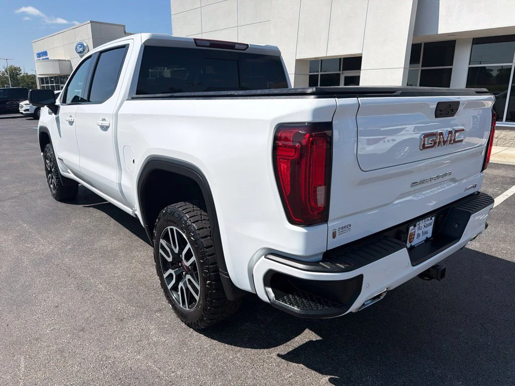 Used 2022 Summit White GMC AT4 image 3