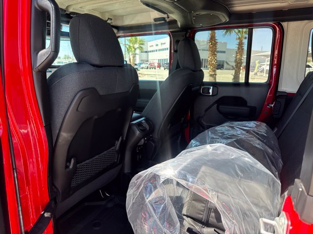 New 2026 Firecracker Red Clear-Coat Exterior Paint Jeep Rubicon image 12