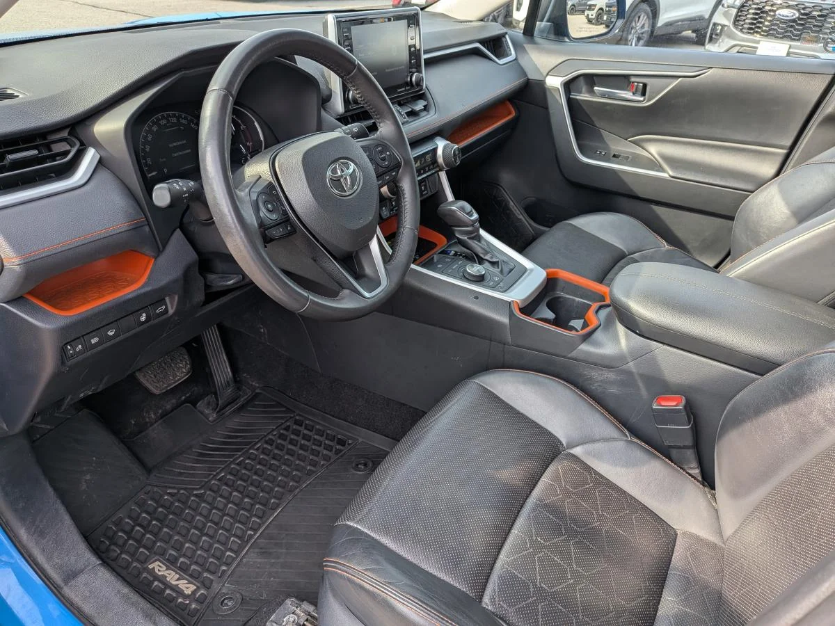Used 2019 Blue Toyota Trail image 12