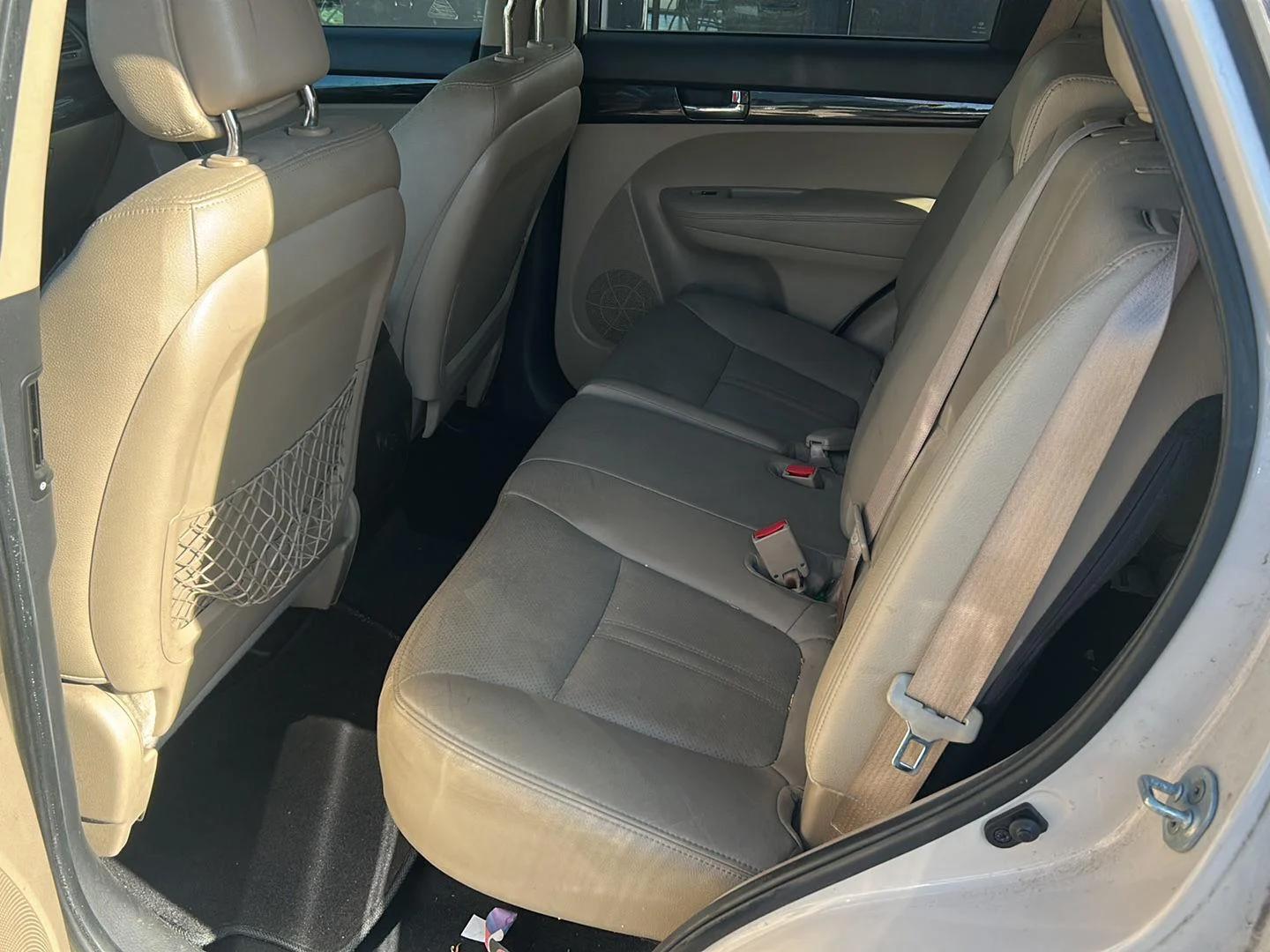 Used 2011 White Sand Beige Kia EX image 10