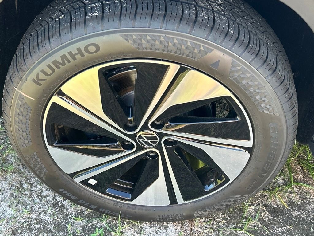 New 2026 Gray Volkswagen 1.5T SE image 51