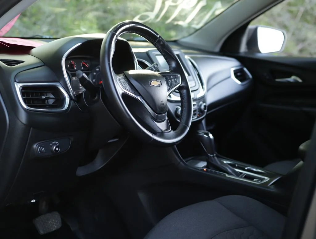 Used 2018 PEPPERDUST METALLIC Chevrolet LT image 9
