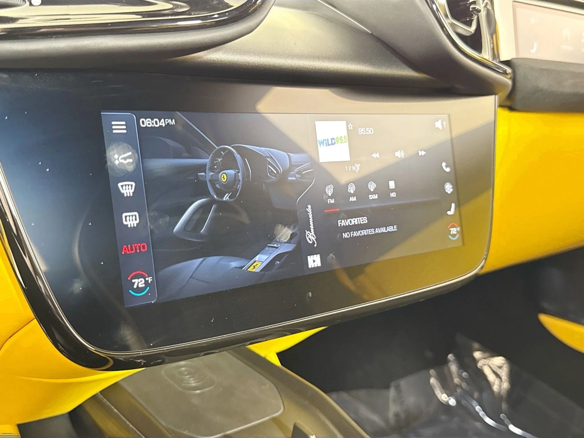 Certified Used 2025 Giallo Triplo Strato Ferrari Base image 14