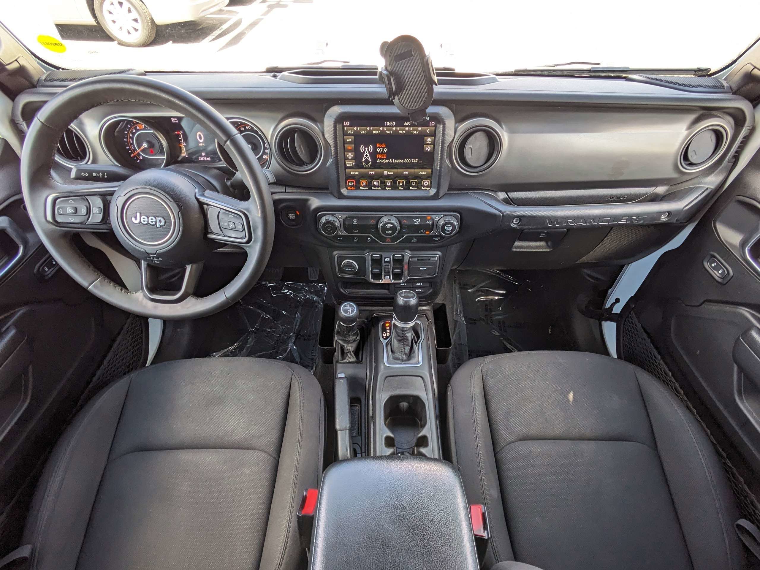 Used 2023 White Jeep Sport S image 15