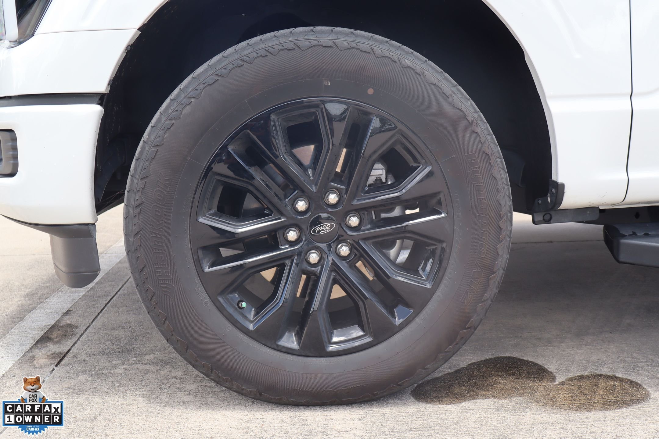 Used 2025 White Ford Lariat image 10