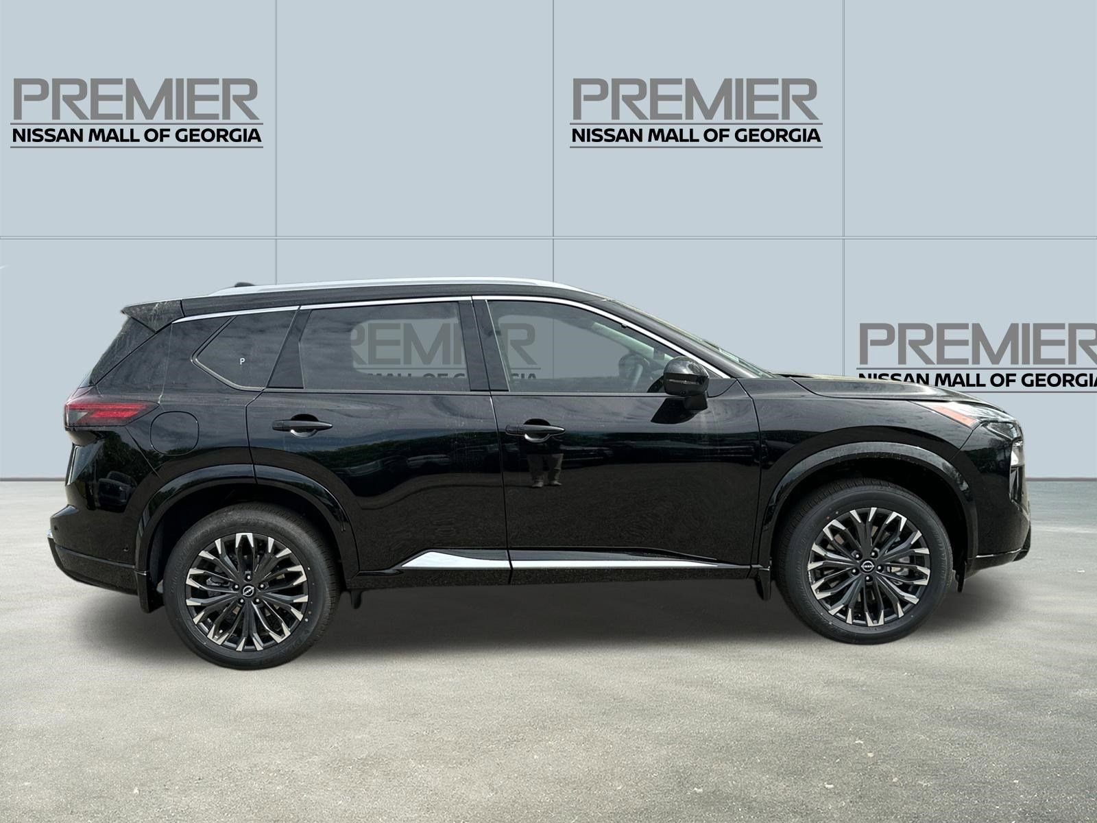 New 2026 Black Nissan Platinum image 4