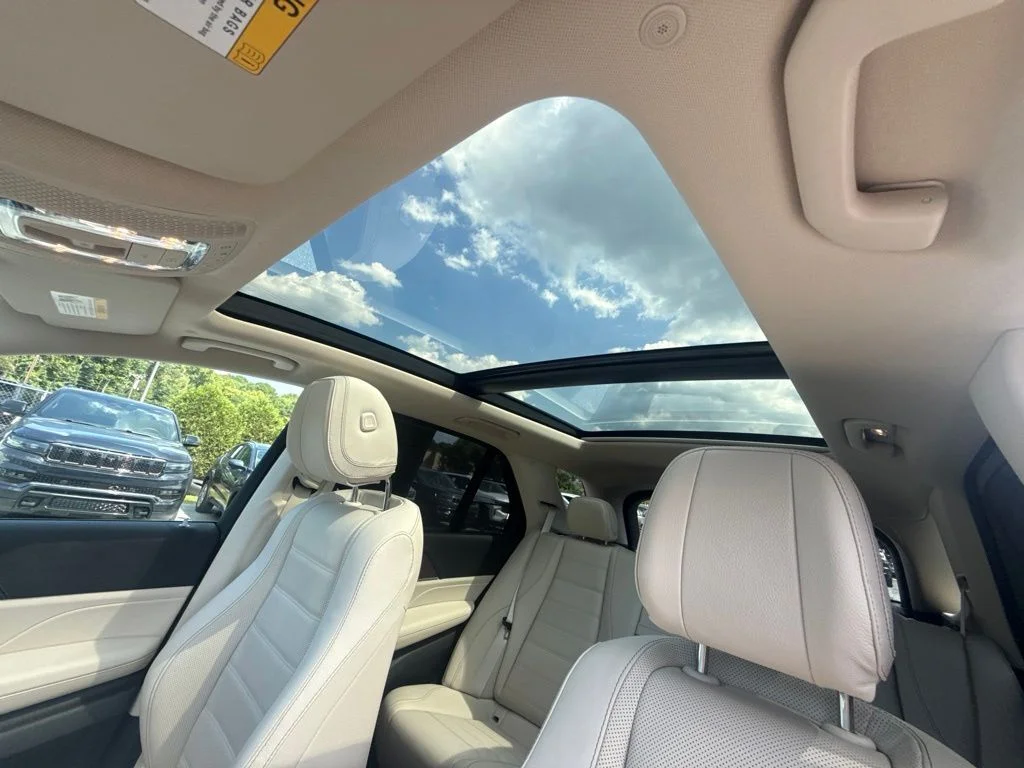 Used 2023 White Mercedes-Benz GLE 580 image 11
