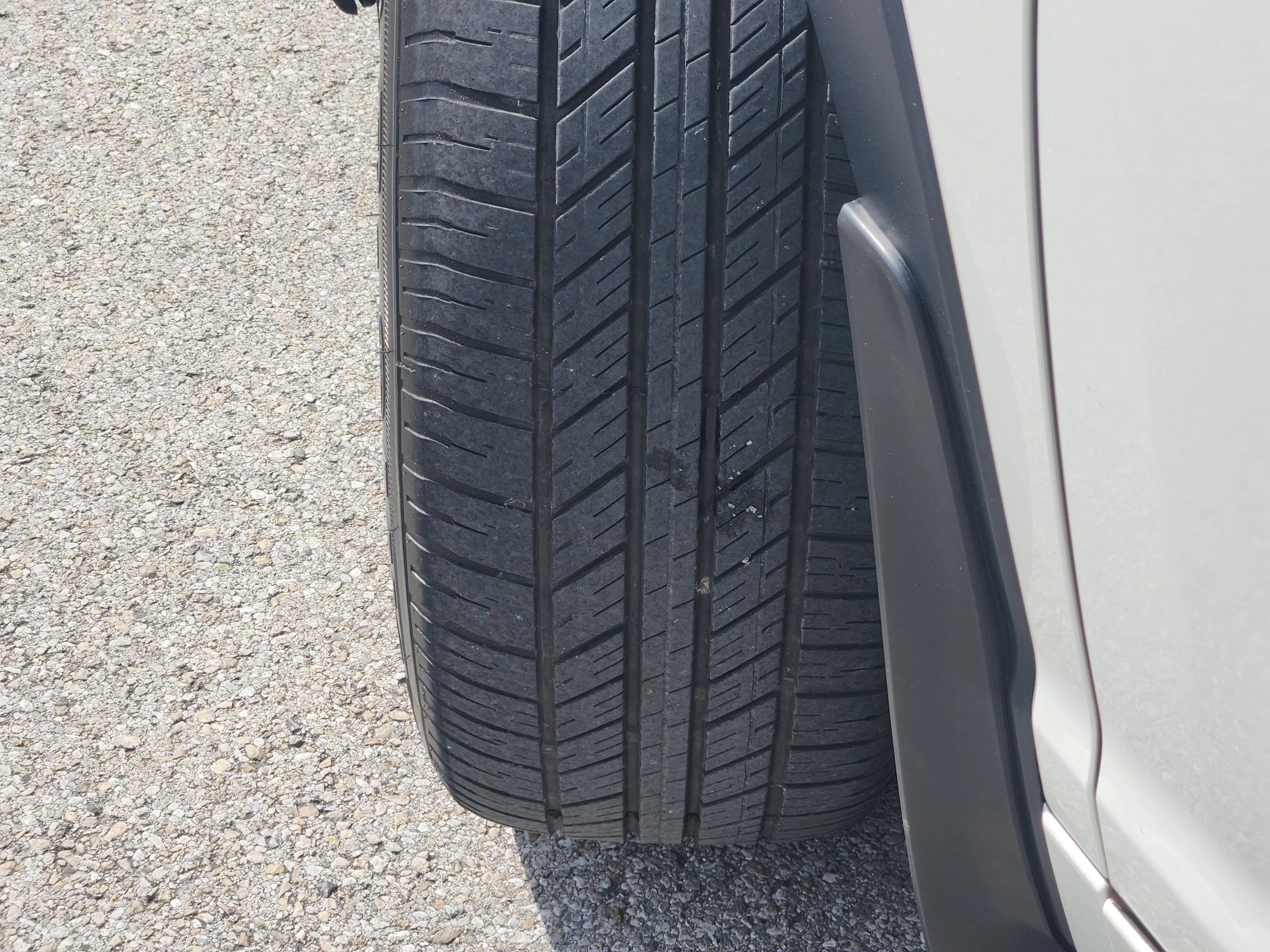 Used 2017 White Toyota XLE image 11