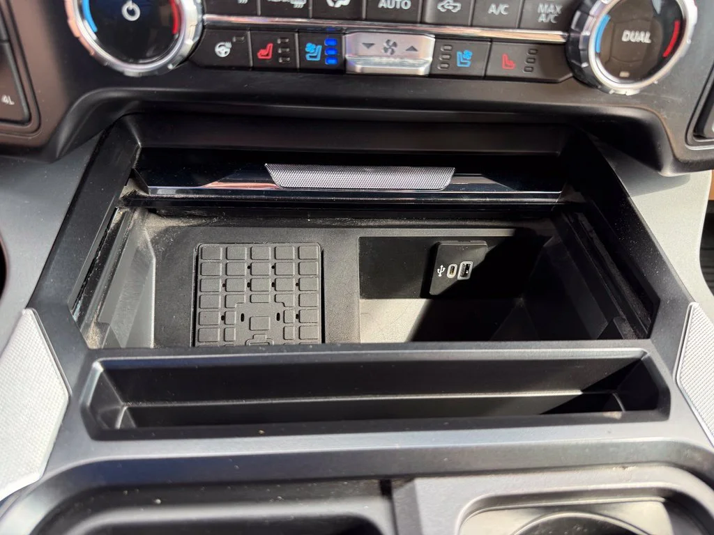 Used 2025 Gray Ford Lariat image 25