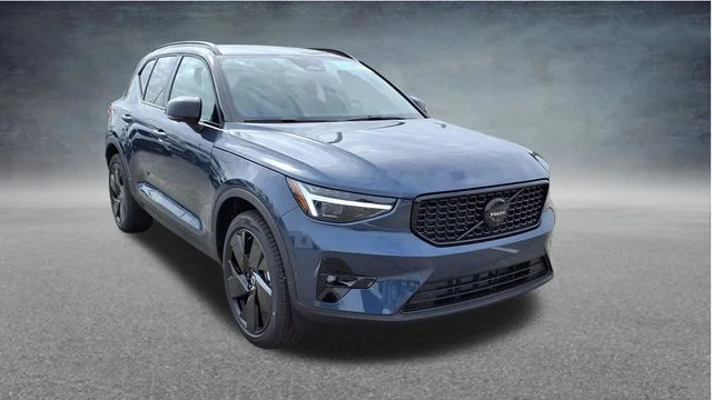 2026 Volvo XC40 B5 Ultra Ultra Black Edition AWD's photo