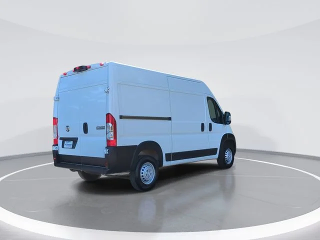 Used 2025 White Ram High Roof image 8