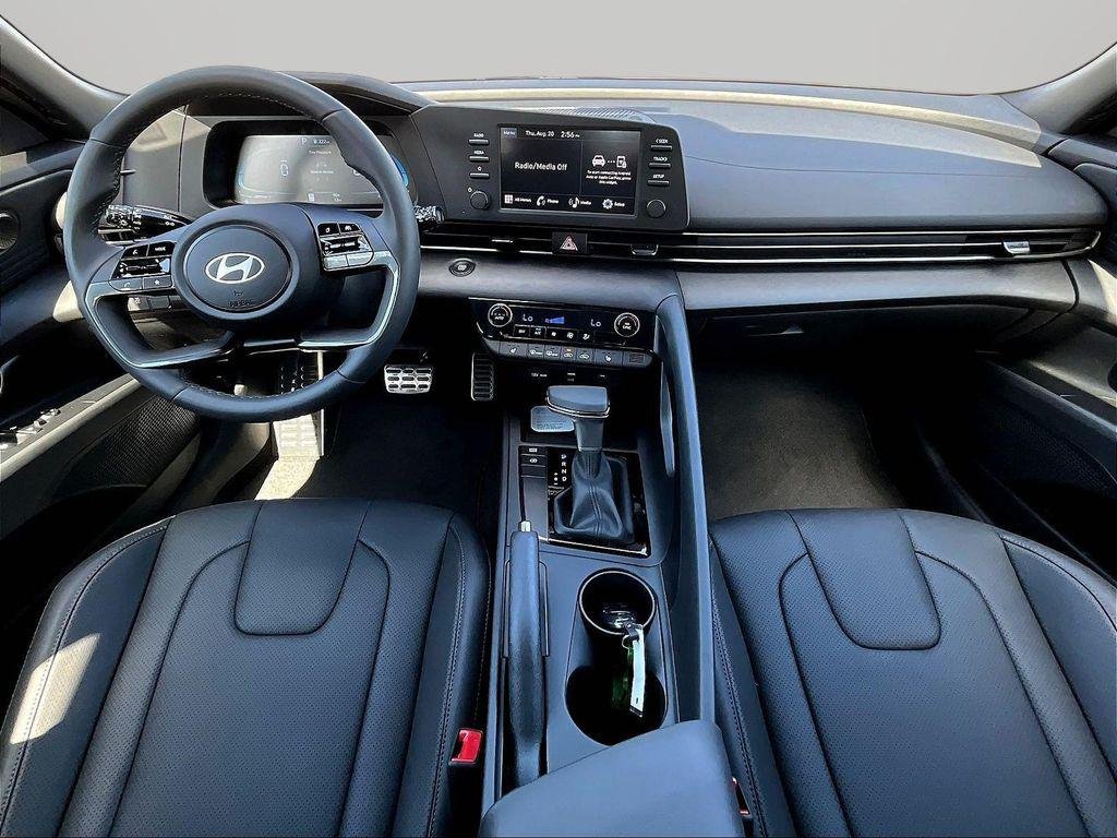 New 2026 Gray Hyundai SEL Sport Plus image 8
