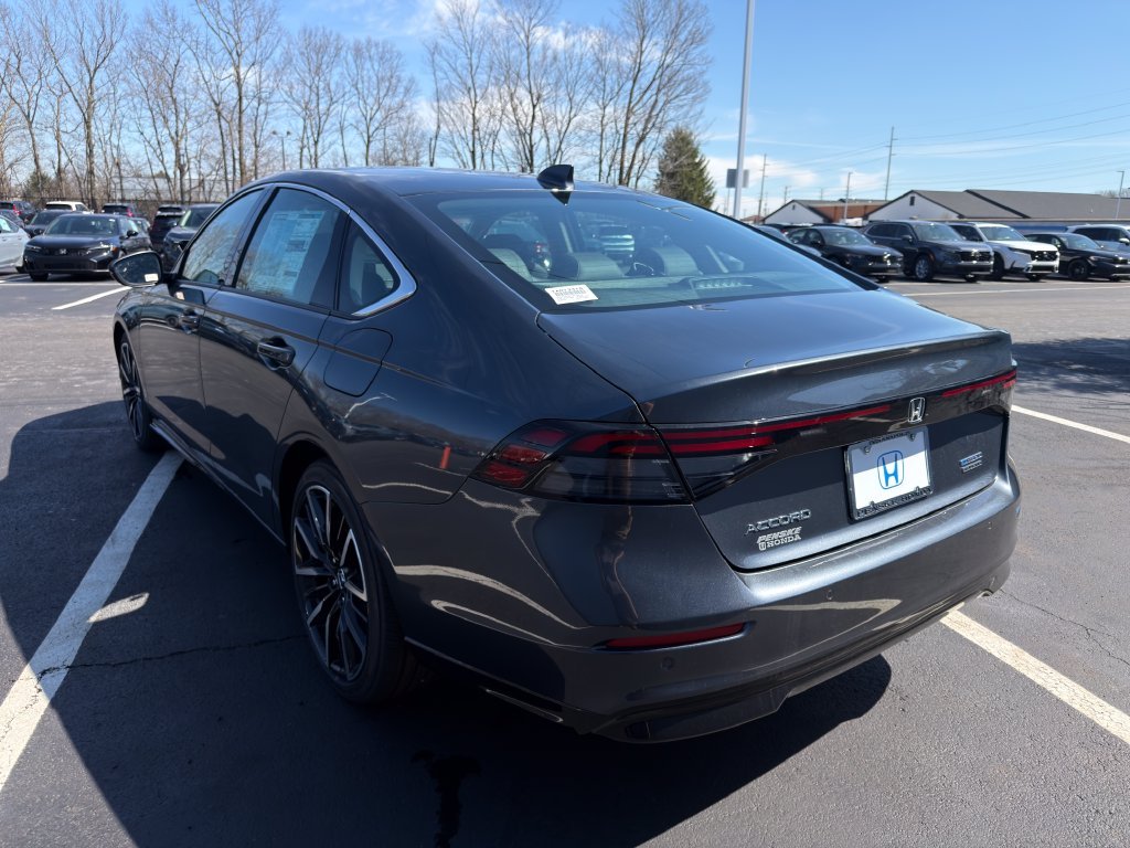 New 2026 Meteorite Gray Metallic Honda Touring image 3