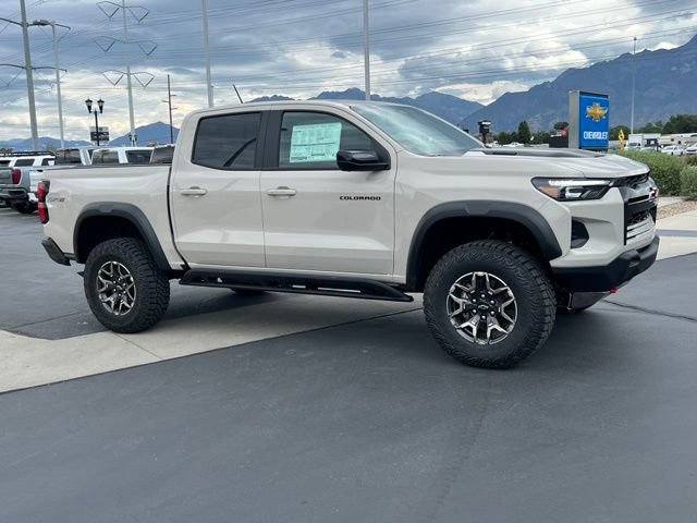 2026 Chevrolet Colorado ZR2 - Photo 9