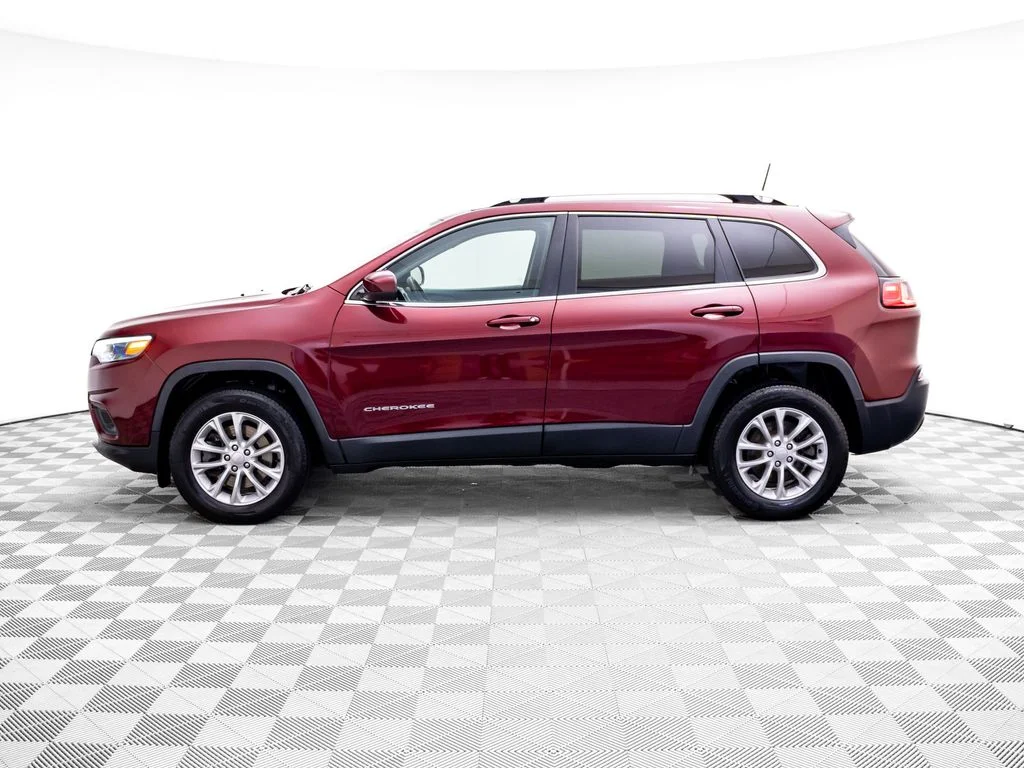 Used 2019 Jeep Cherokee Latitude with VIN 1C4PJMCX7KD267854 for sale in Barrington, IL