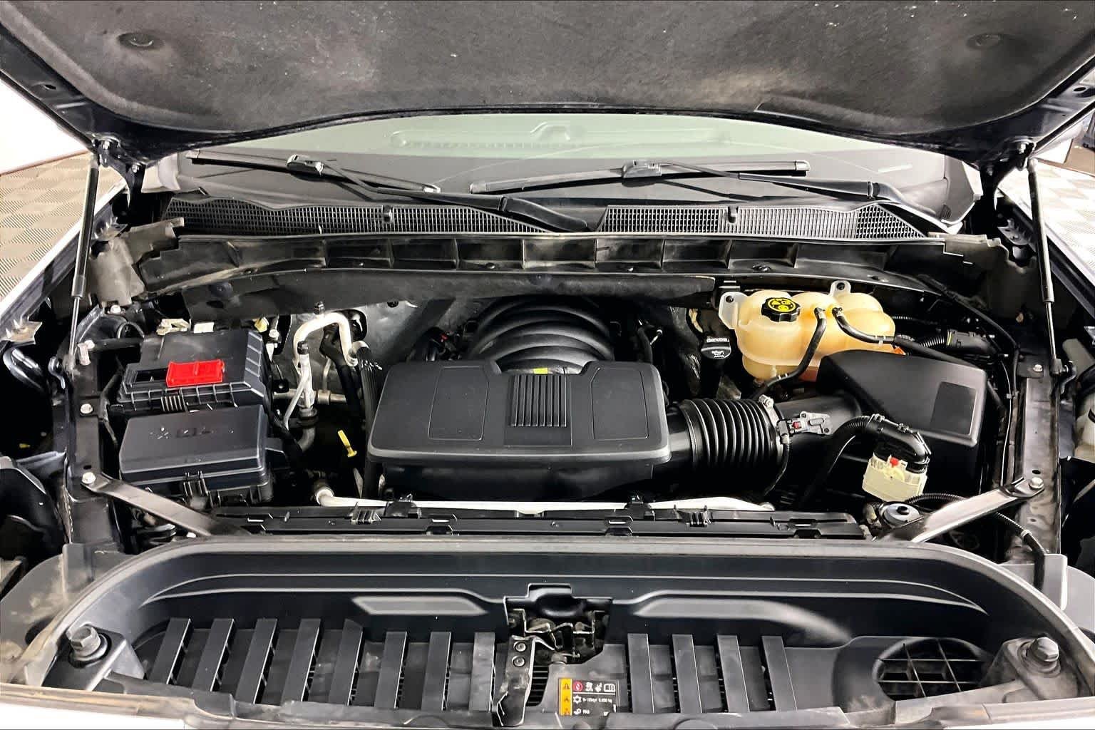Used 2022 Dark Sky Metallic GMC SLT image 29