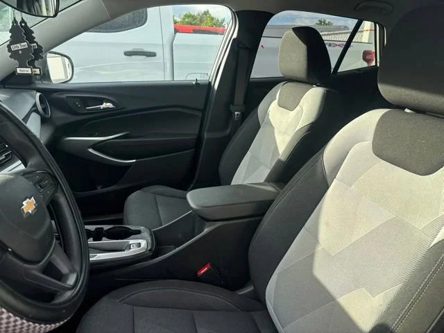 Used 2024 Summit White Chevrolet LS image 7