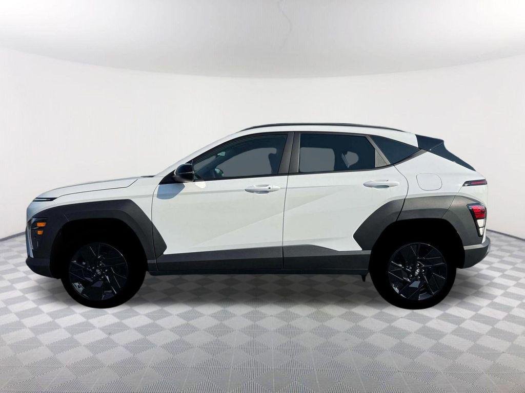 New 2026 White Hyundai SEL Sport FWD image 4