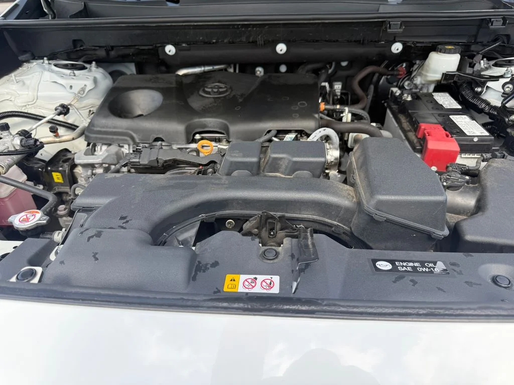 Used 2024 White Toyota XLE image 17