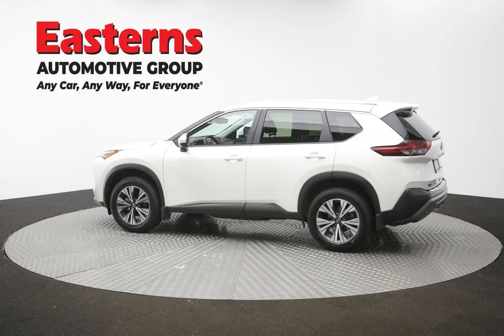 Used 2023 White Nissan SV image 61