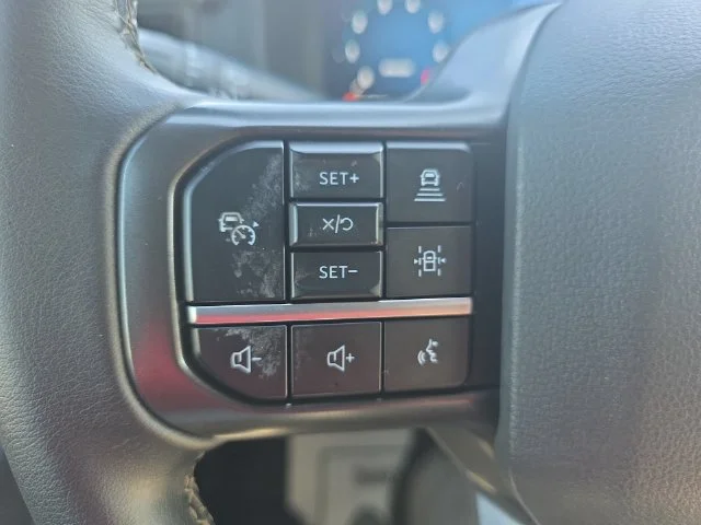Used 2024 Silver Ford XLT image 17