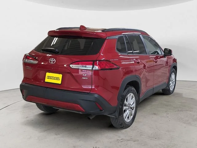 Used 2022 Red Toyota LE image 5
