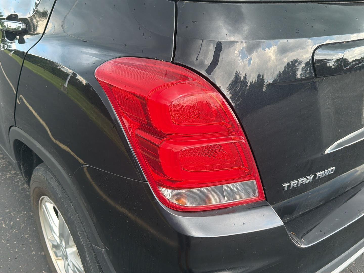 Used 2018 Mosaic Black Metallic Chevrolet LT image 12