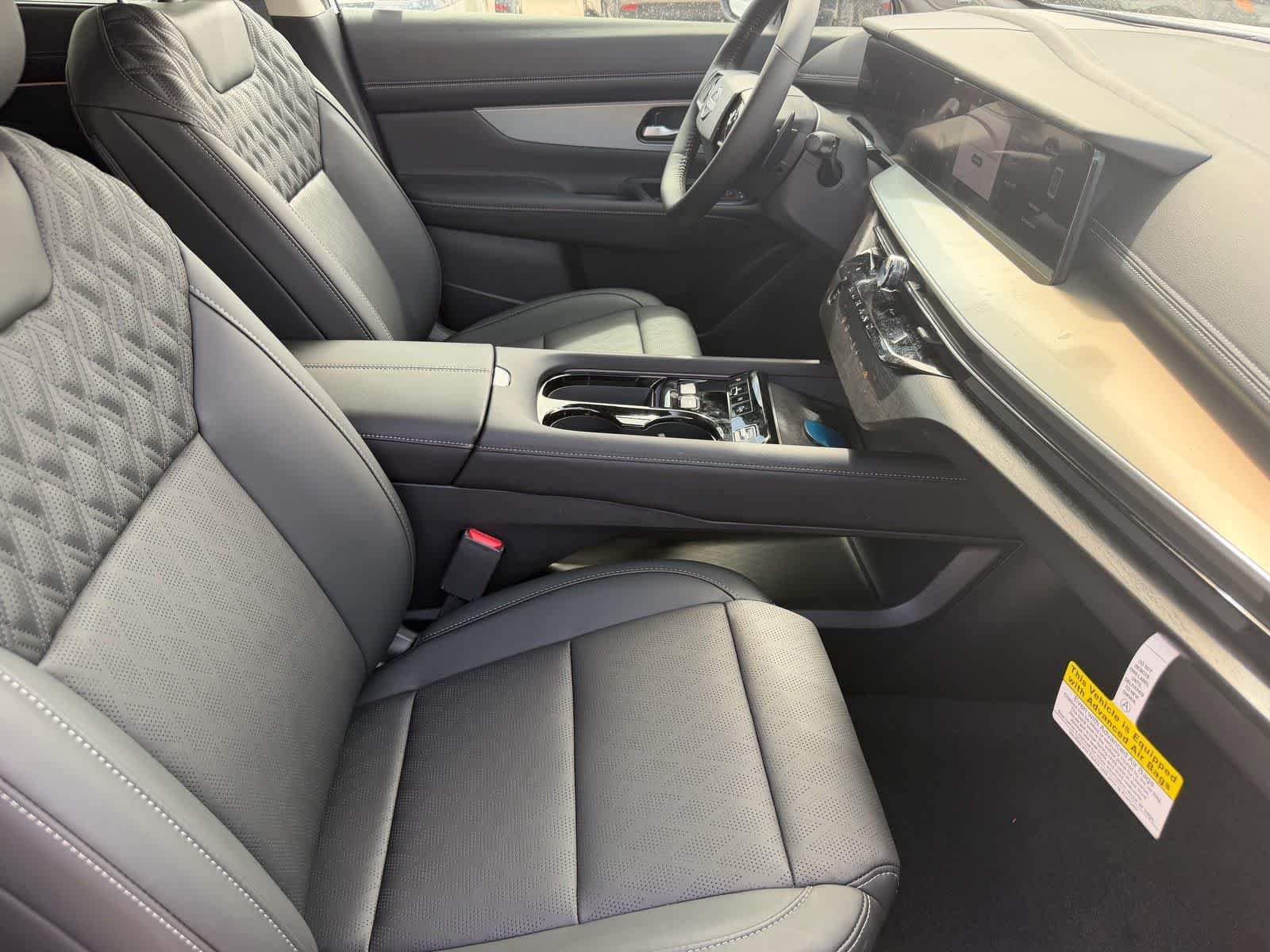 New 2026 Everest White Pearl TriCoat Nissan Platinum image 11