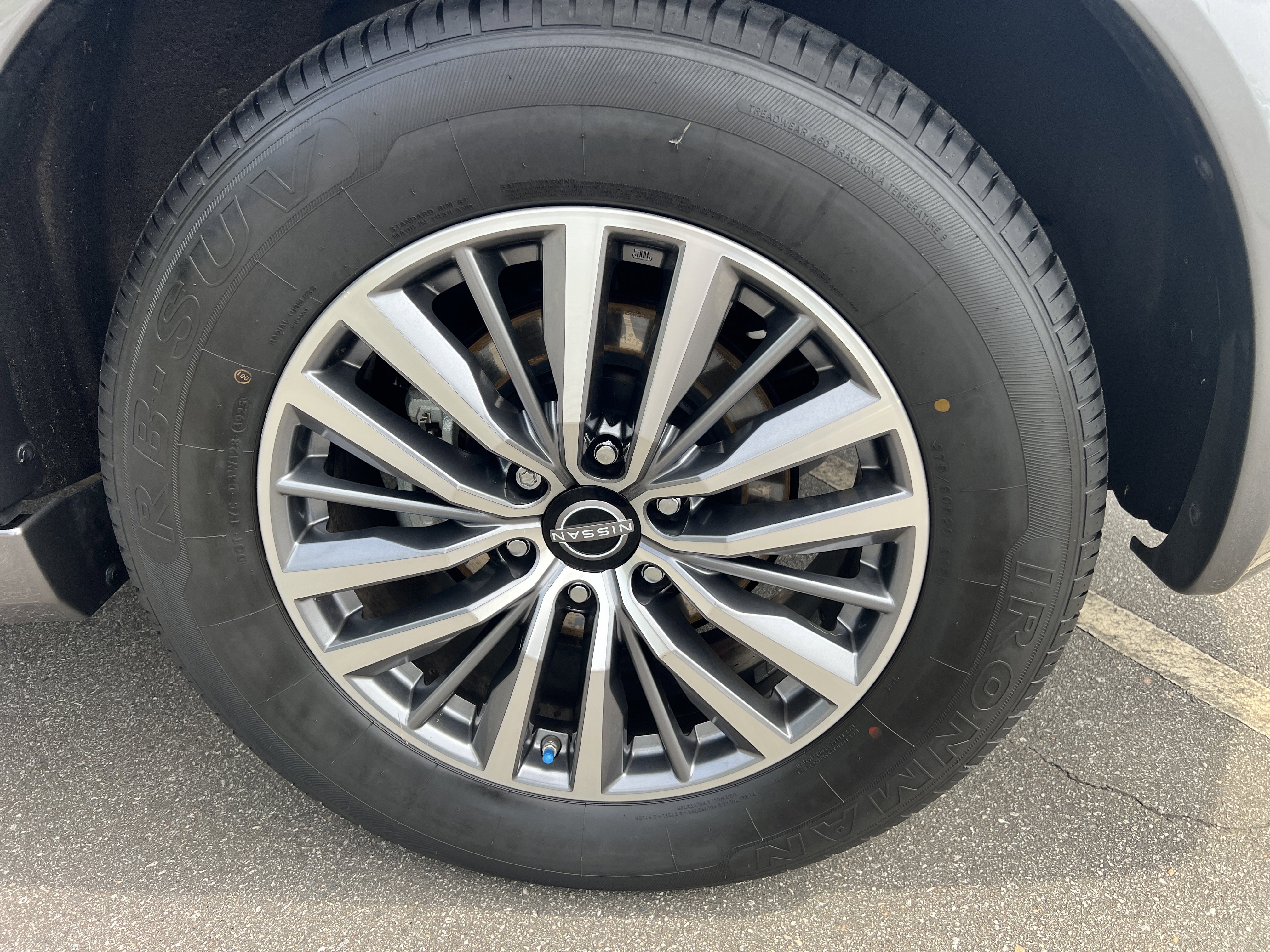 Certified Used 2022 Gun Metallic Nissan SL image 10