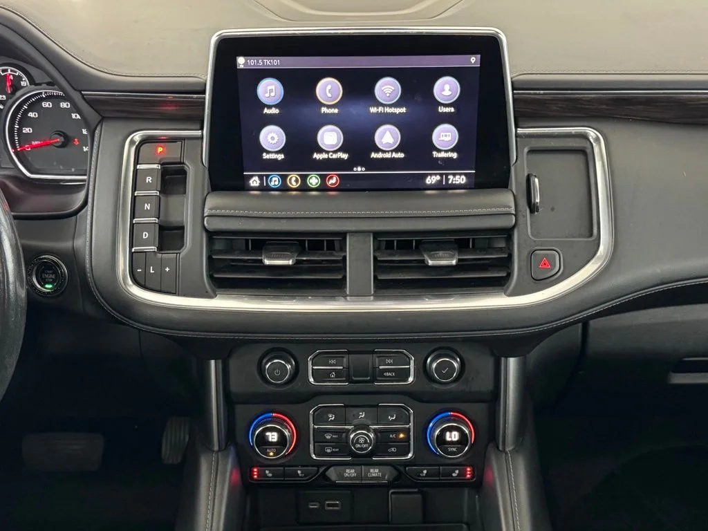 Used 2021 Gray Chevrolet LT image 31