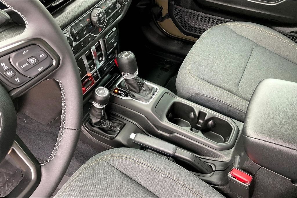 New 2026 Jeep Wrangler Willys 2D Sport Utility