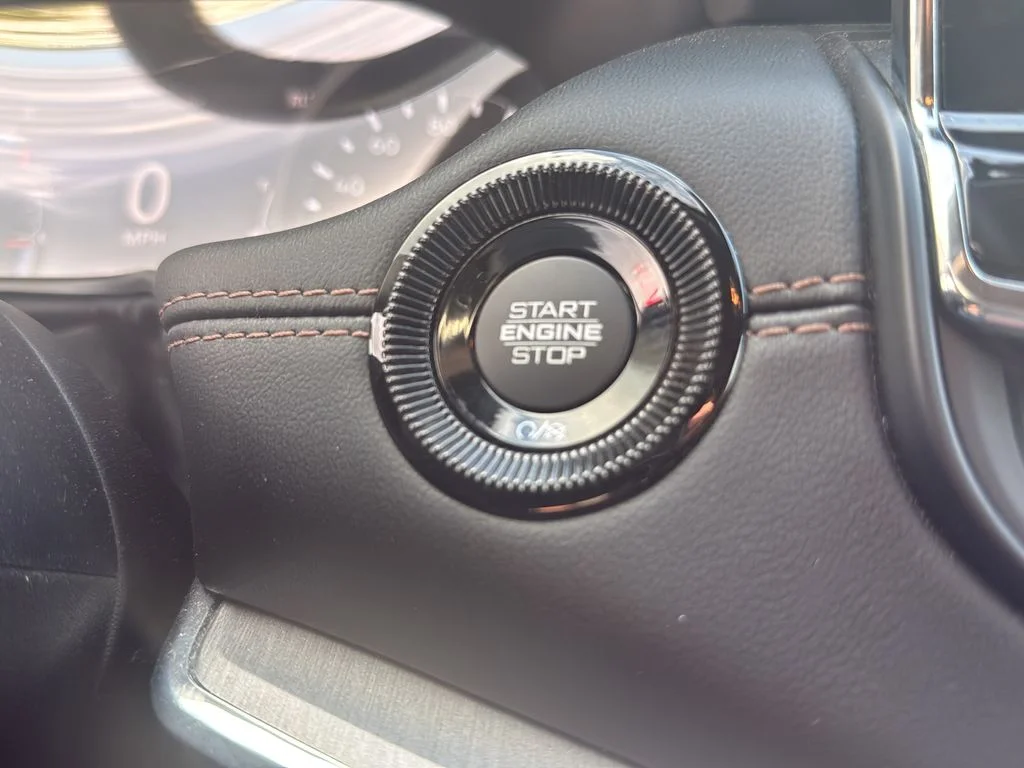 Certified Used 2022 Red Jeep Limited image 13