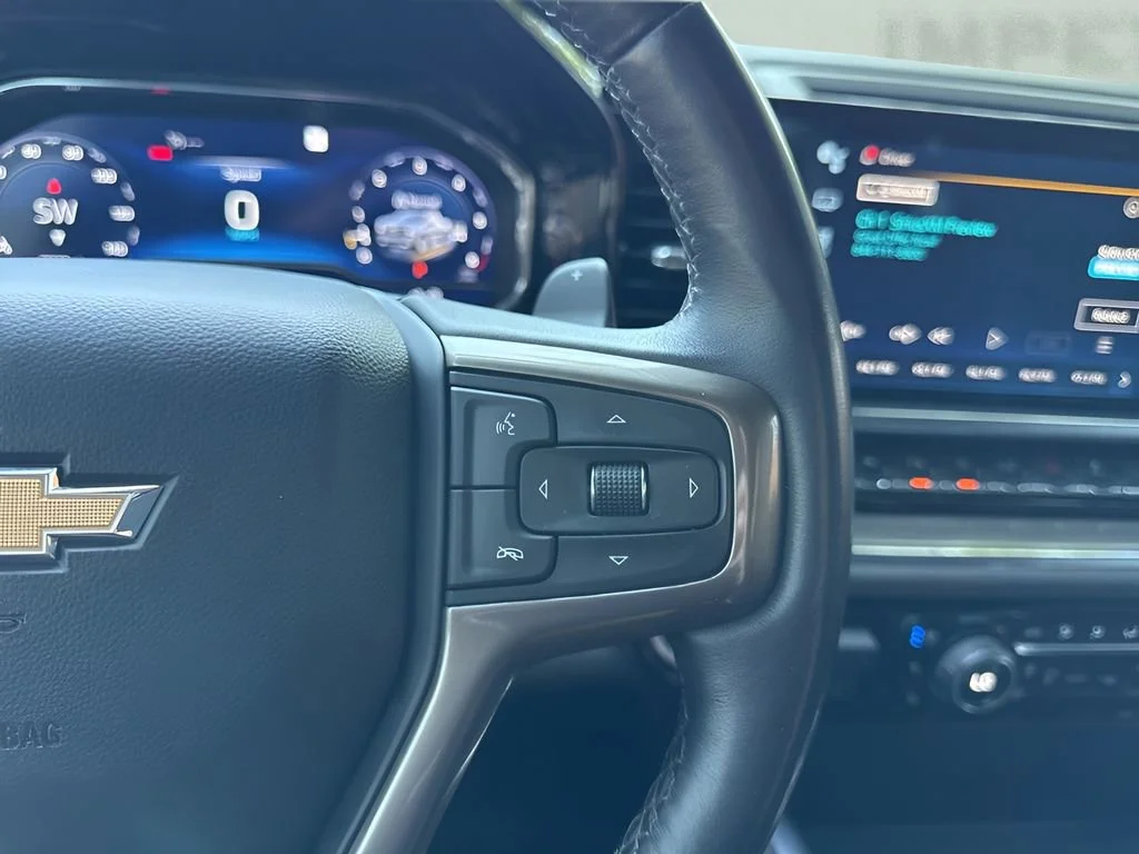 Used 2023 Black Chevrolet High Country image 18