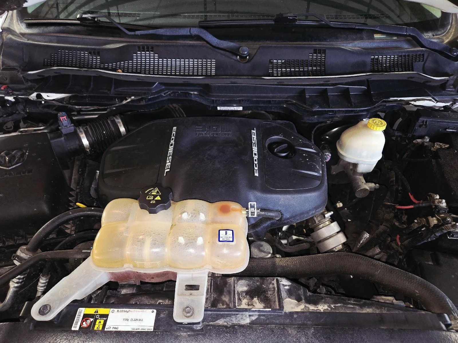 Used 2016 Bright White Clearcoat Ram Laramie image 59