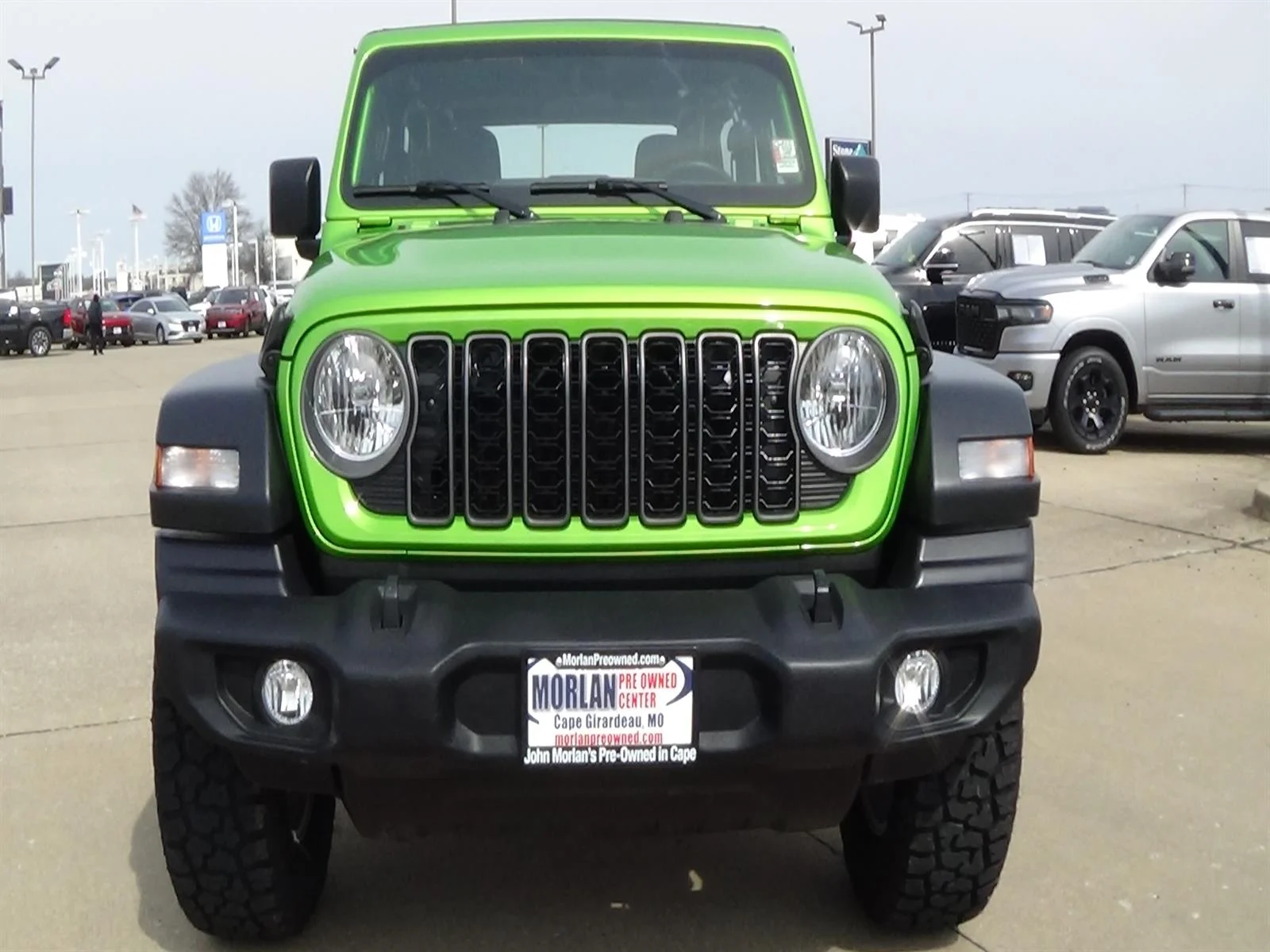 Certified Used 2025 Mojito! Clear Coat (pge) Jeep Sport image 3