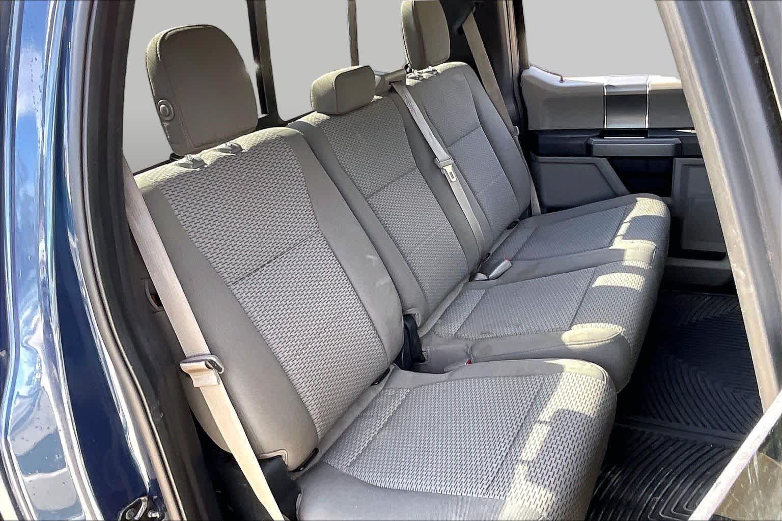 Used 2017 Blue Jeans Metallic Ford XLT image 20