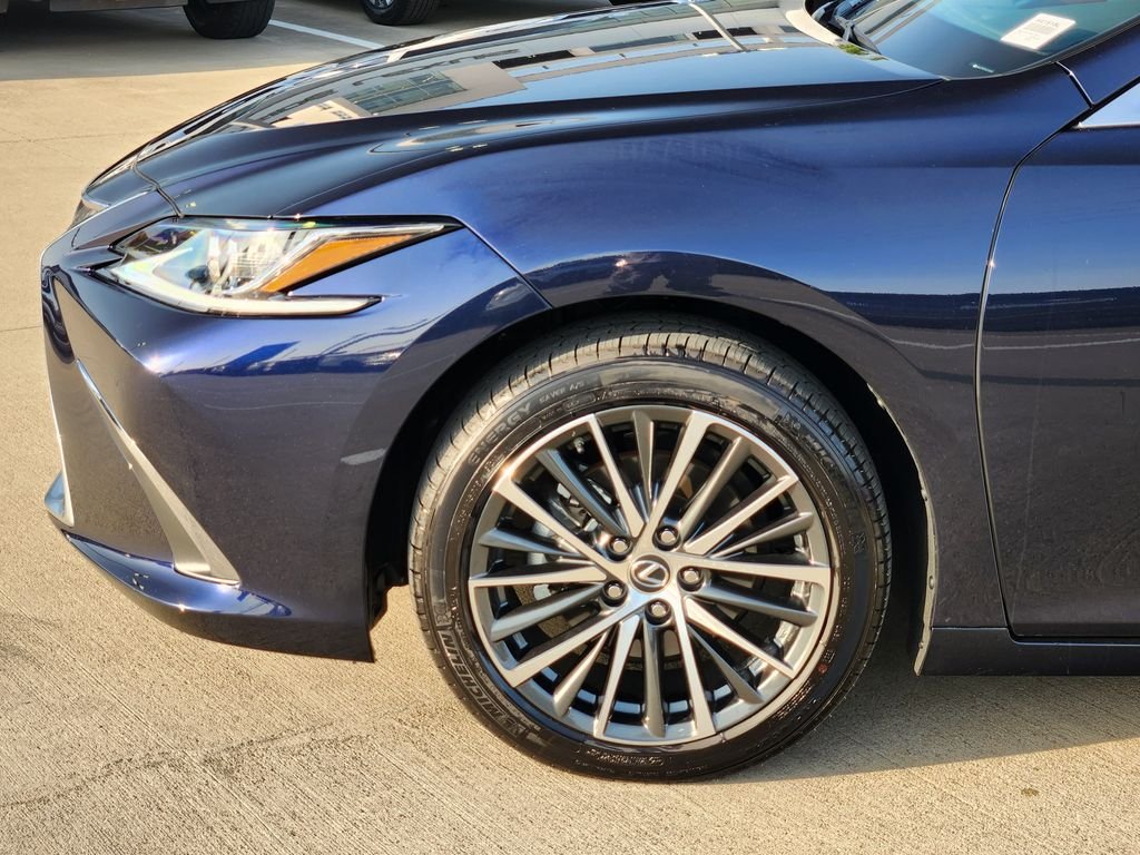 Certified Used 2025 Mica Lexus 350 PREMIUM image 8