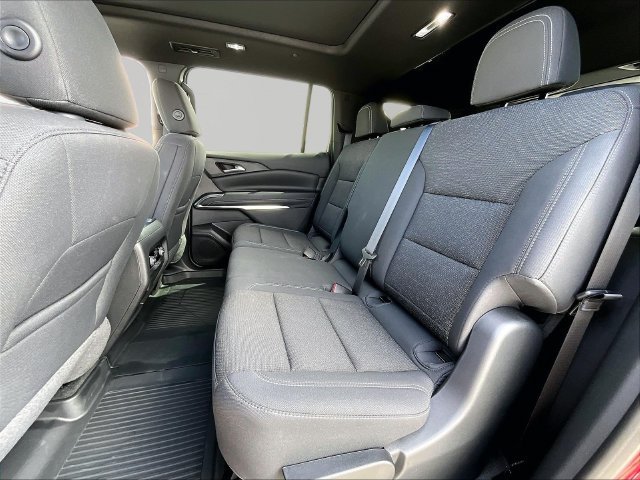2026 Chevrolet Traverse LT - Photo 14