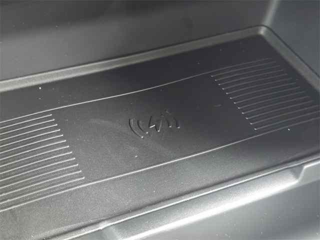 New 2026 Arroios Grey Land Rover S image 10